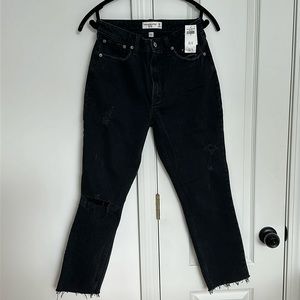 NWT Abercrombie Curve Love Mom Jean